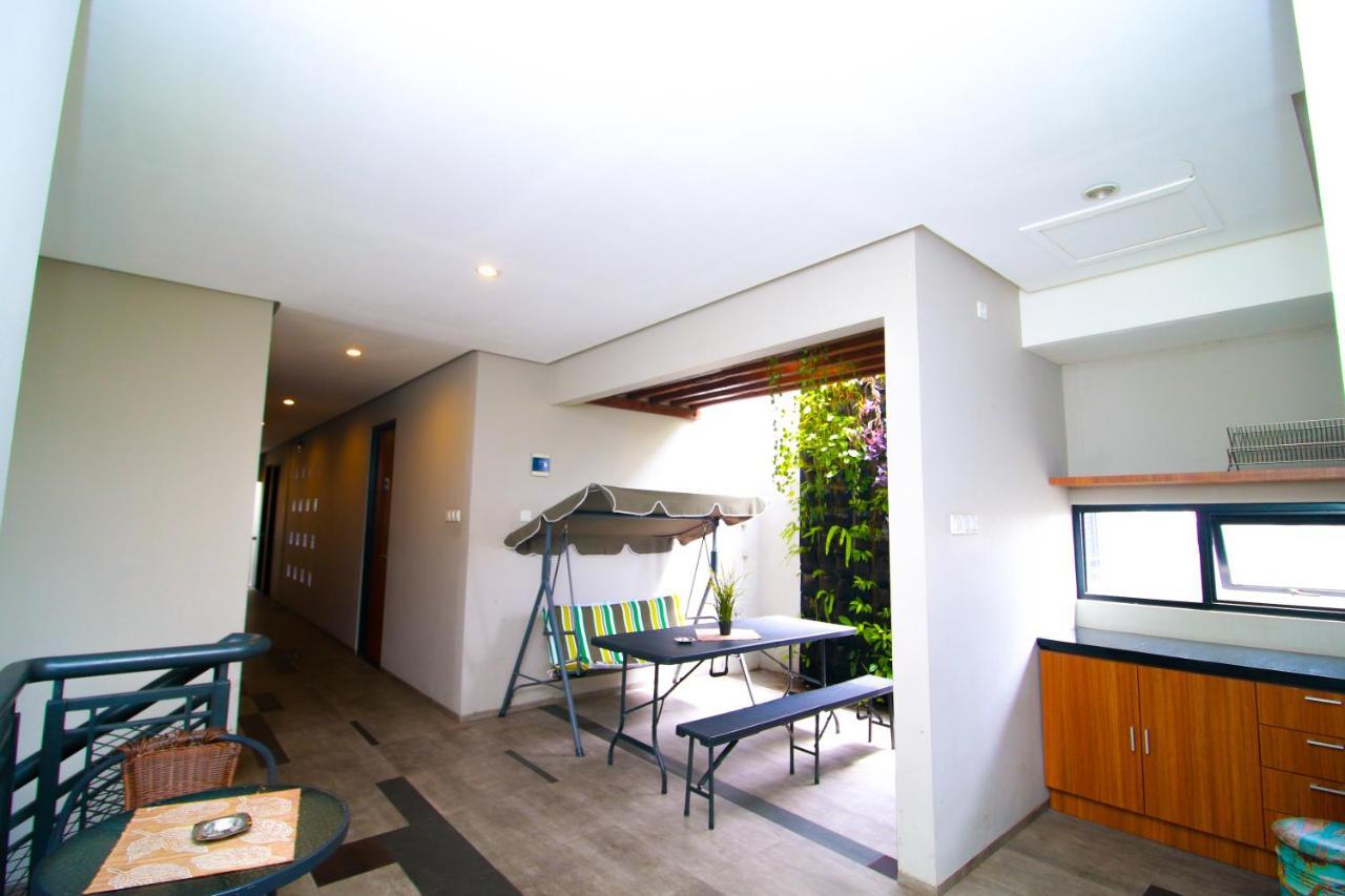 Bale Resident Hostel Jakarta Luaran gambar