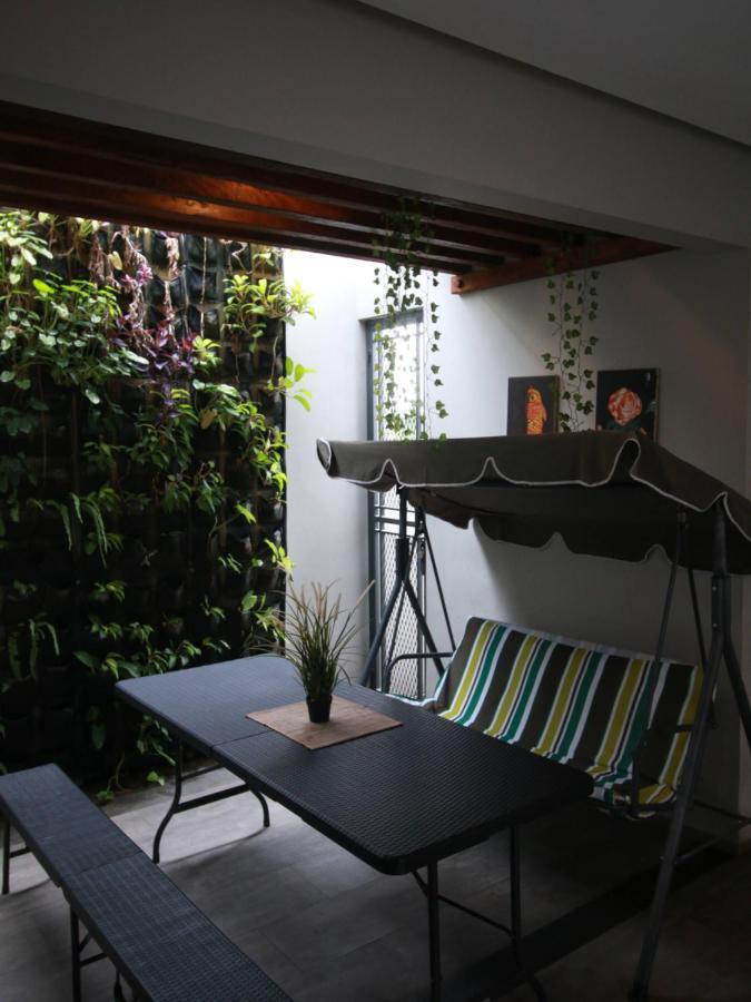 Bale Resident Hostel Jakarta Luaran gambar